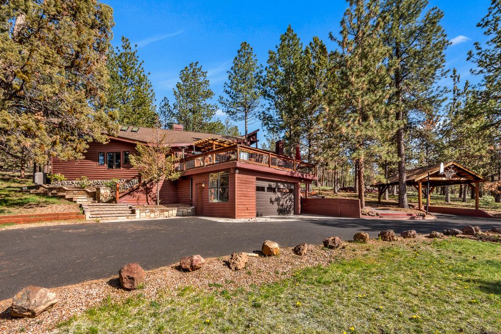 63220 Johnson Road, Bend, OR 97703