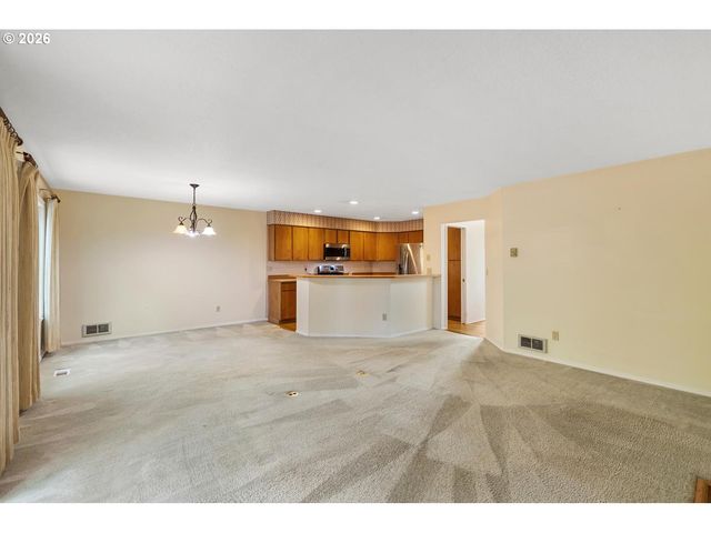 2016 Se 158TH Loop, Vancouver, WA 98683