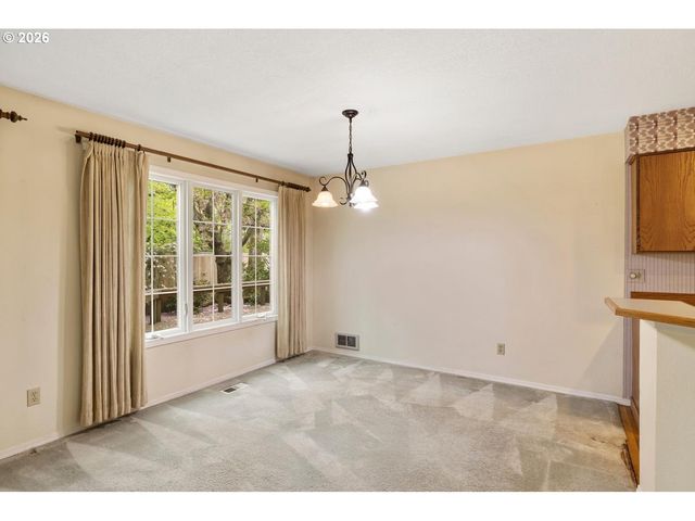 2016 Se 158TH Loop, Vancouver, WA 98683