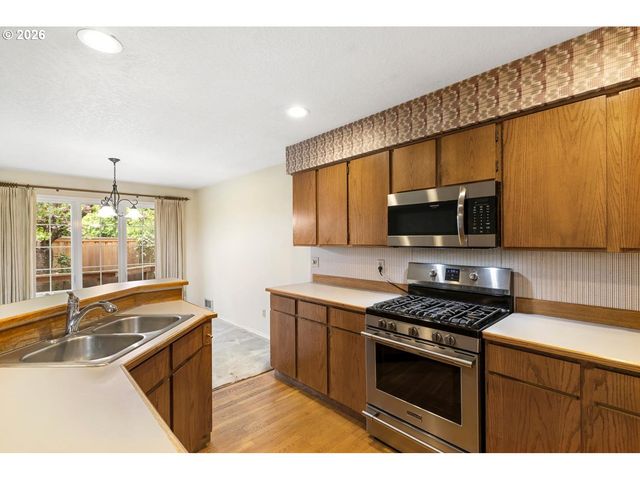 2016 Se 158TH Loop, Vancouver, WA 98683