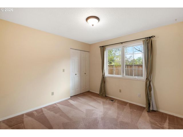 2016 Se 158TH Loop, Vancouver, WA 98683