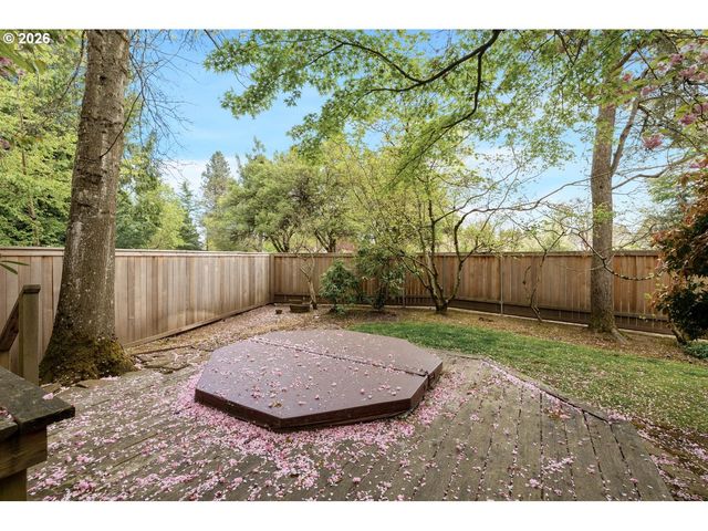 2016 Se 158TH Loop, Vancouver, WA 98683