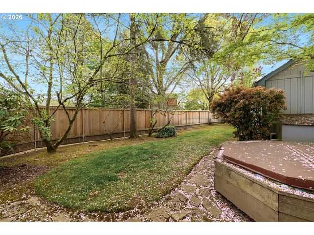 2016 Se 158TH Loop, Vancouver, WA 98683