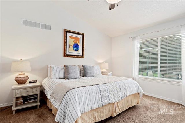 1874 N Heath Ave, Boise, ID 83713