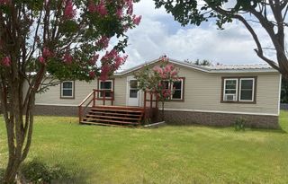 978 Old Church Road, Waxahachie, TX 75165