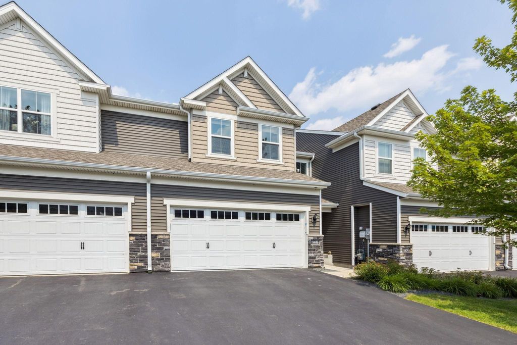 11486 81st Place N, Maple Grove, MN 55369 — photo 2