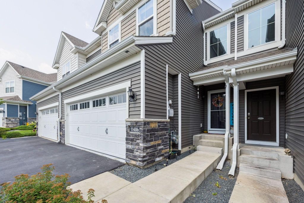 11486 81st Place N, Maple Grove, MN 55369 — photo 4
