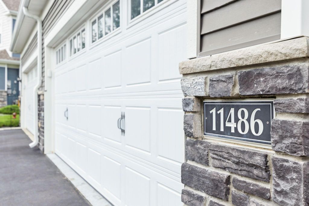 11486 81st Place N, Maple Grove, MN 55369 — photo 5