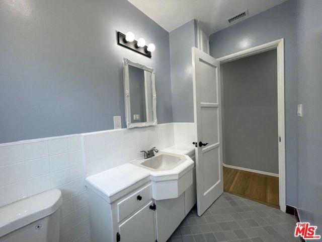 7330 W 89TH Street, Los Angeles, CA 90045