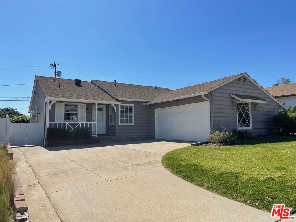 7330 W 89TH Street, Los Angeles, CA 90045