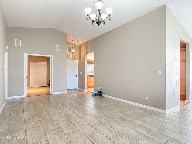 528 Crooked Stick Drive, Daytona Beach, FL 32114