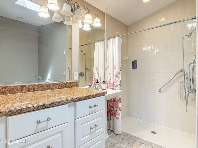 528 Crooked Stick Drive, Daytona Beach, FL 32114