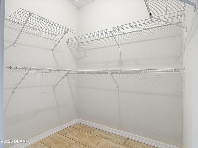 528 Crooked Stick Drive, Daytona Beach, FL 32114