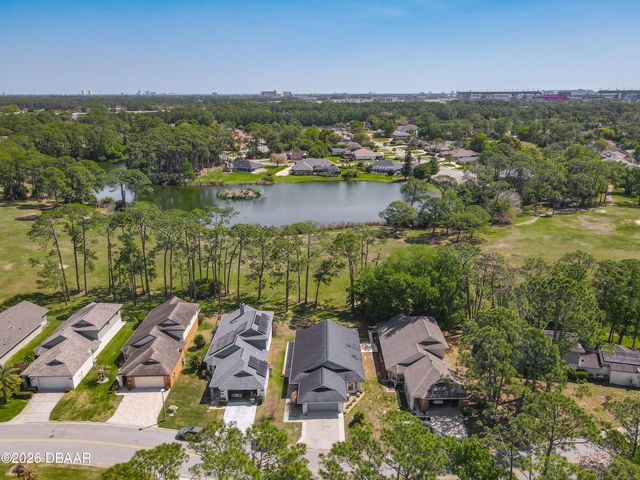 528 Crooked Stick Drive, Daytona Beach, FL 32114