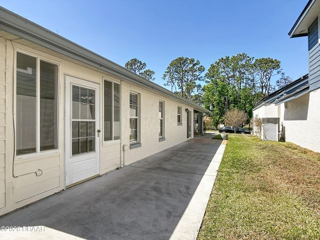 528 Crooked Stick Drive, Daytona Beach, FL 32114