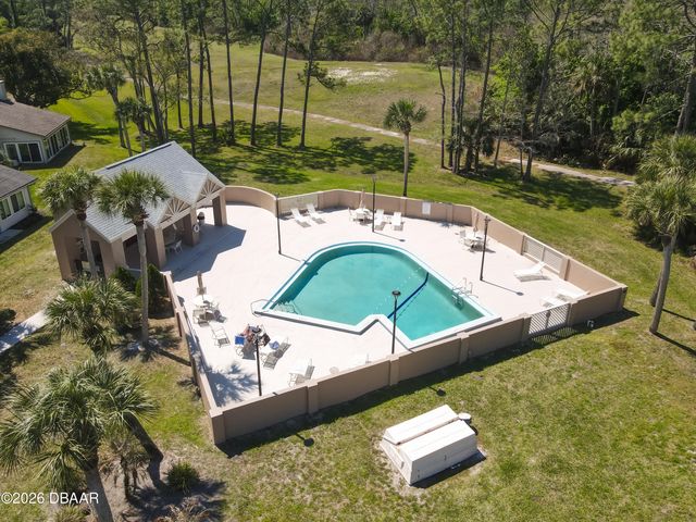 528 Crooked Stick Drive, Daytona Beach, FL 32114