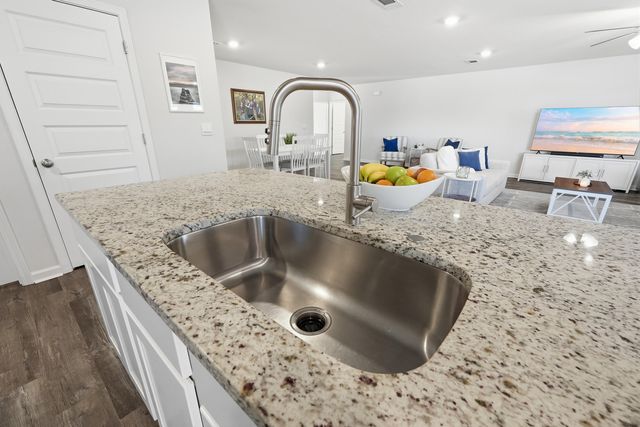 832 Otto Loop, Crestview, FL 32539