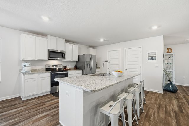 832 Otto Loop, Crestview, FL 32539