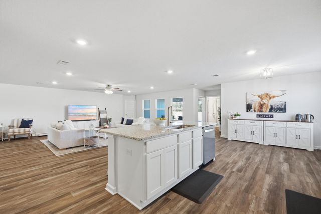 832 Otto Loop, Crestview, FL 32539