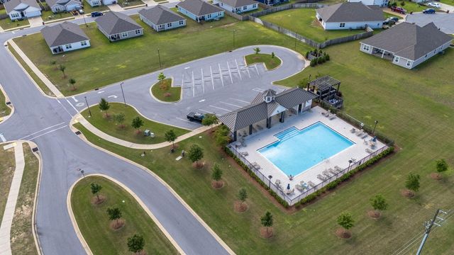 832 Otto Loop, Crestview, FL 32539