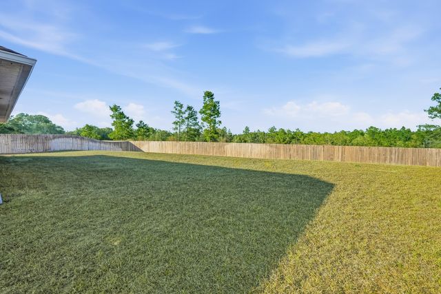 832 Otto Loop, Crestview, FL 32539