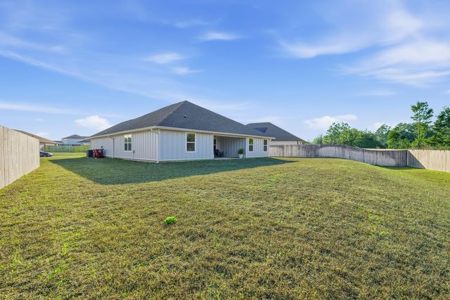 832 Otto Loop, Crestview, FL 32539