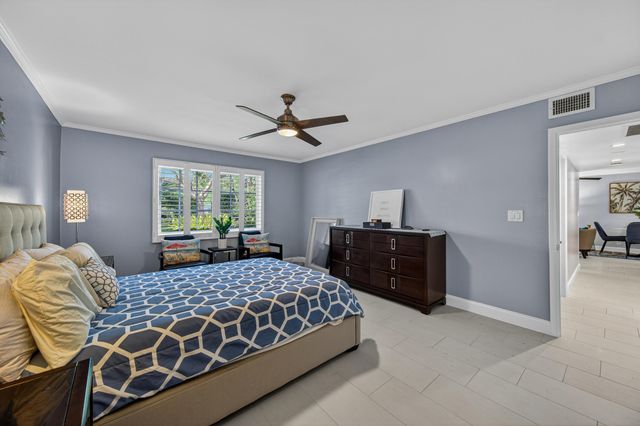 300 NE 19th Court 104n, Wilton Manors, FL 33305