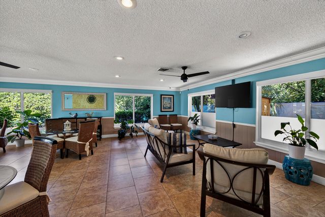 300 NE 19th Court 104n, Wilton Manors, FL 33305