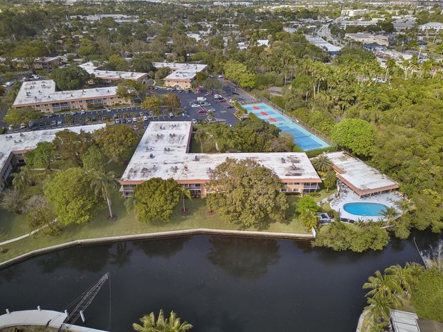 300 NE 19th Court 104n, Wilton Manors, FL 33305