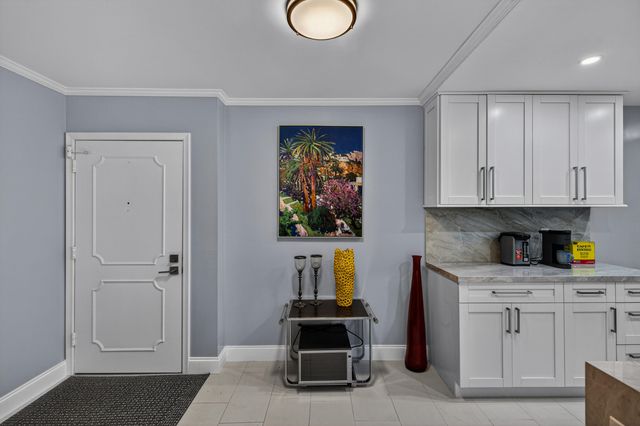 300 NE 19th Court 104n, Wilton Manors, FL 33305