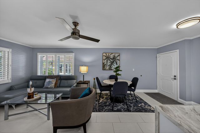 300 NE 19th Court 104n, Wilton Manors, FL 33305