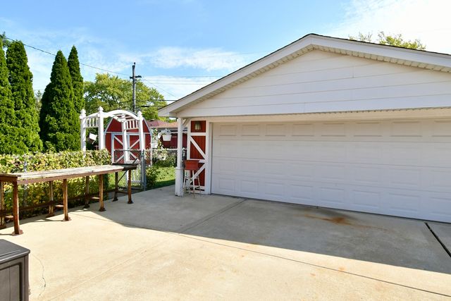 16411 Claire Lane, South Holland, IL 60473