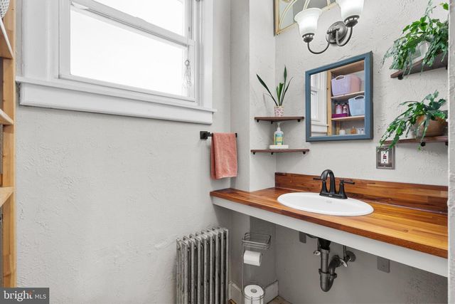 307 LINCOLN AVE, Bristol, PA 19007