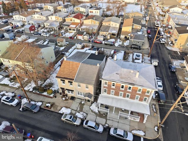 307 LINCOLN AVE, Bristol, PA 19007