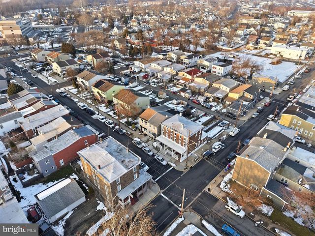 307 LINCOLN AVE, Bristol, PA 19007