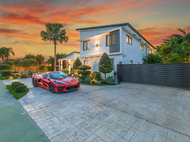 8761 SW 56th Street, Miami, FL 33165