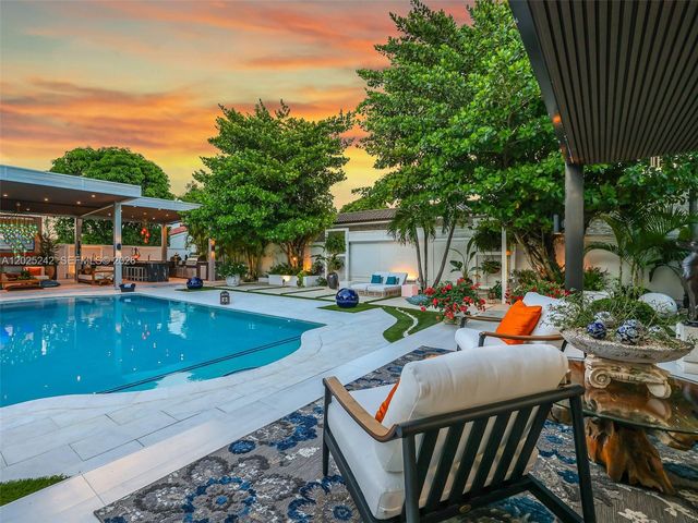 8761 SW 56th Street, Miami, FL 33165