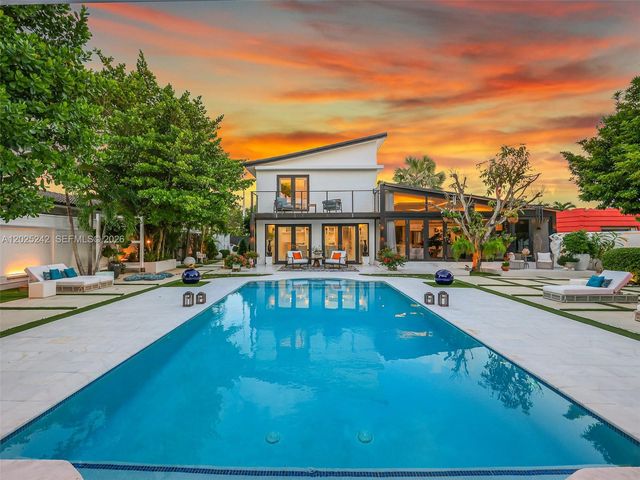 8761 SW 56th Street, Miami, FL 33165