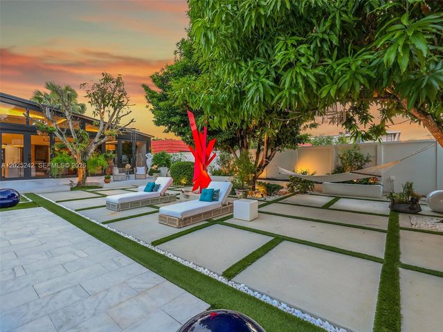 8761 SW 56th Street, Miami, FL 33165