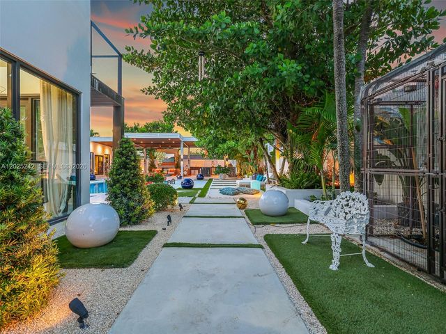 8761 SW 56th Street, Miami, FL 33165