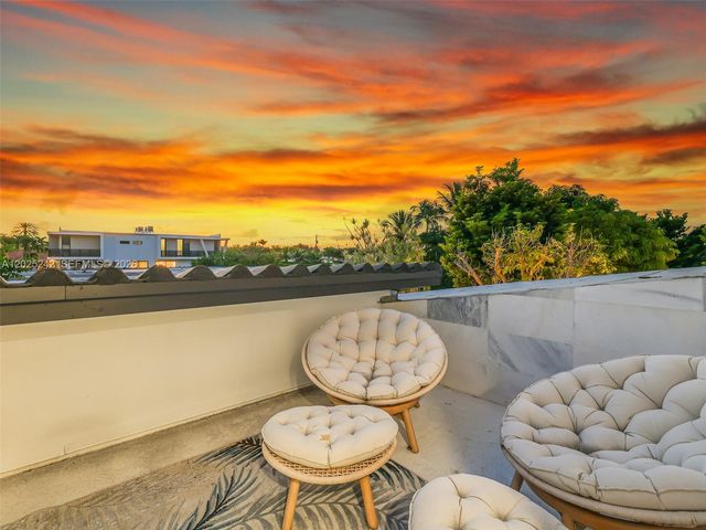 8761 SW 56th Street, Miami, FL 33165