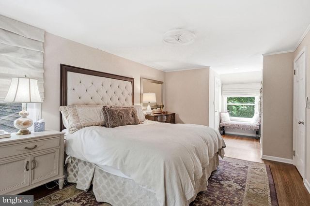 210 E MAIN ST, Moorestown, NJ 08057