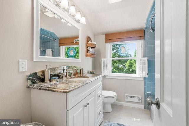 210 E MAIN ST, Moorestown, NJ 08057