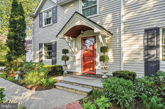 210 E MAIN ST, Moorestown, NJ 08057