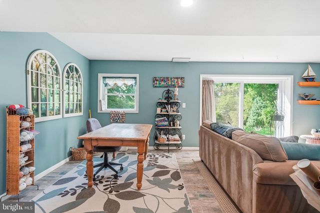 210 E MAIN ST, Moorestown, NJ 08057