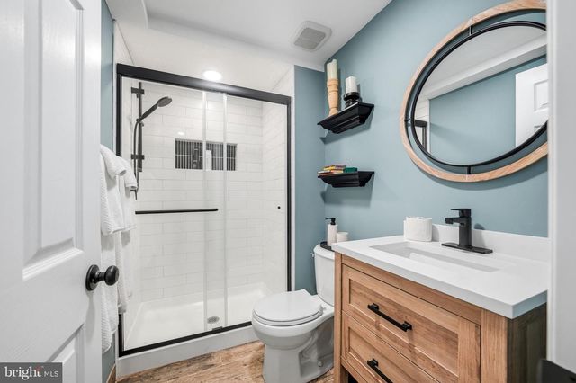 210 E MAIN ST, Moorestown, NJ 08057
