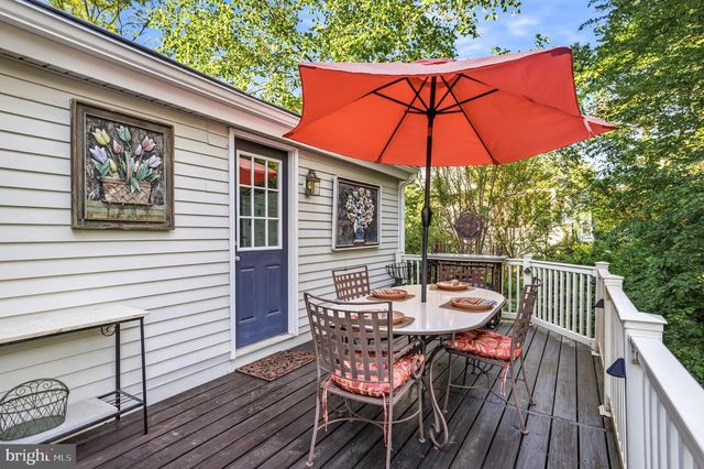 210 E MAIN ST, Moorestown, NJ 08057