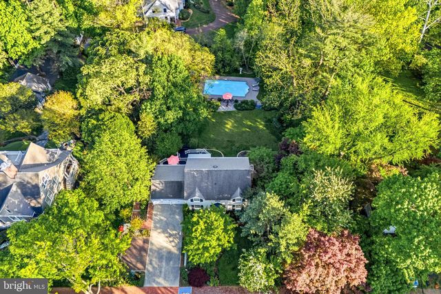 210 E MAIN ST, Moorestown, NJ 08057