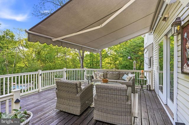 210 E MAIN ST, Moorestown, NJ 08057