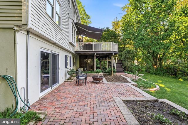 210 E MAIN ST, Moorestown, NJ 08057